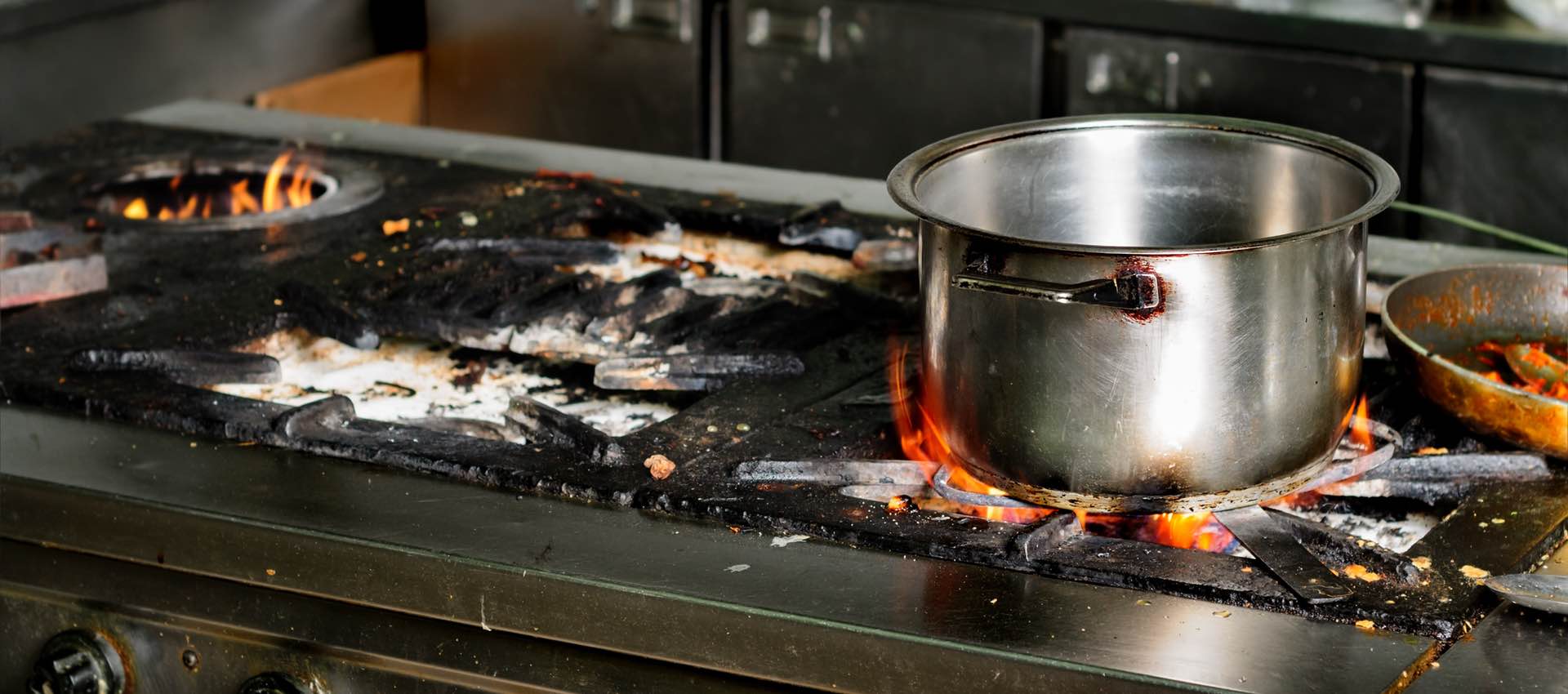 How To Safely Put Out A Kitchen Grease Fire Halo Restoration Services