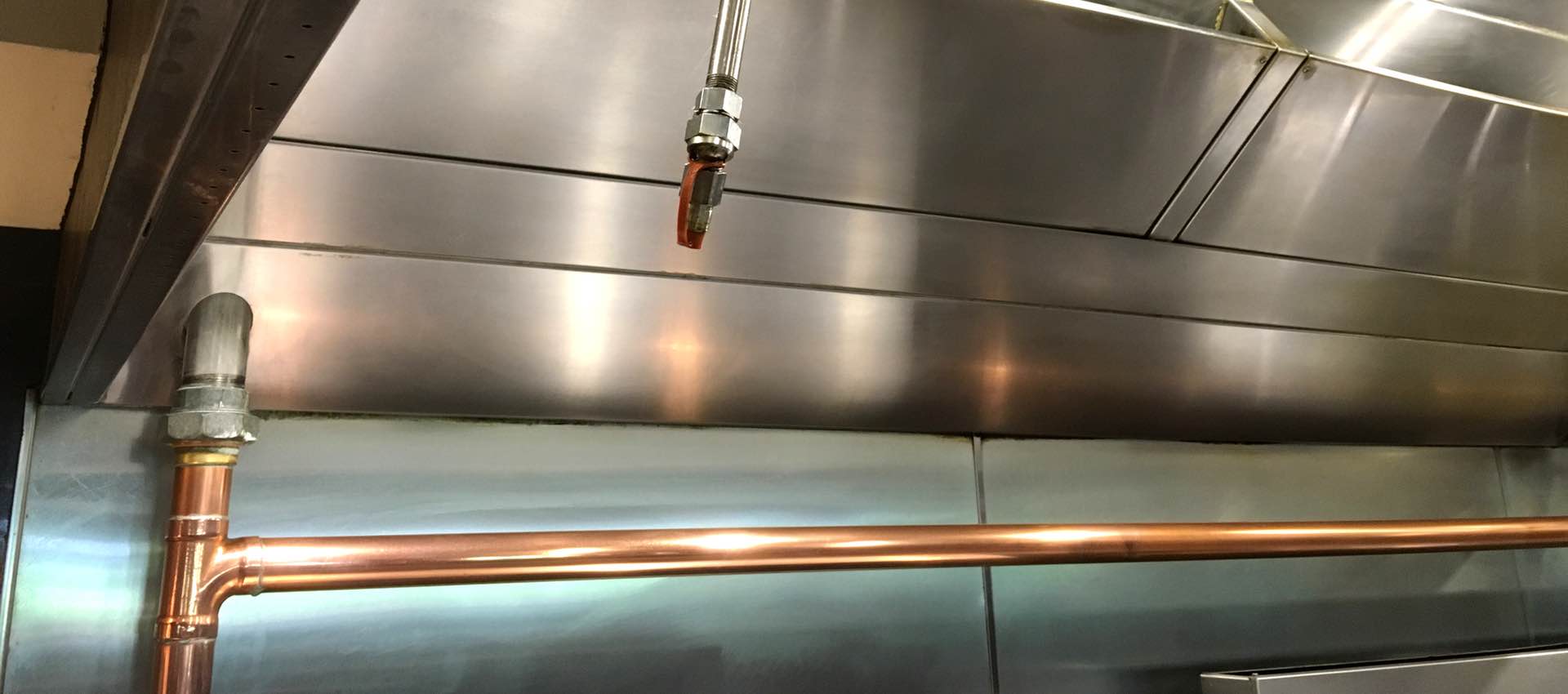UV Kitchen Exhaust: Self-Cleaning Technology - LightSources