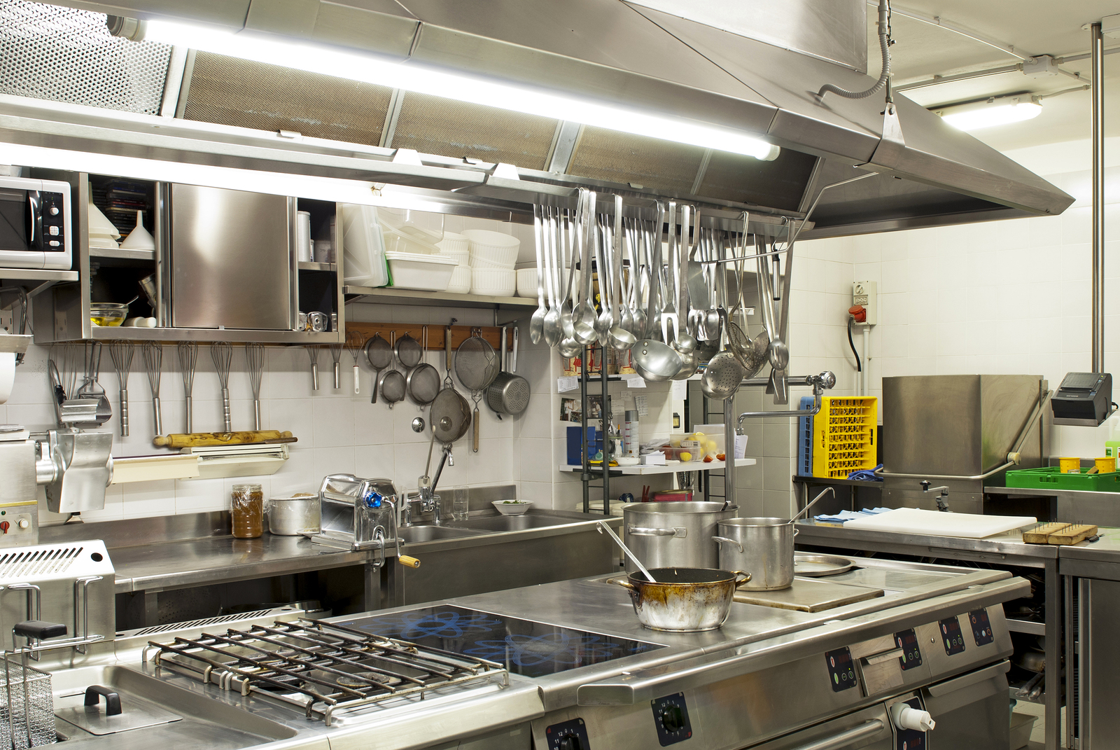 catering kitchen accessories by name